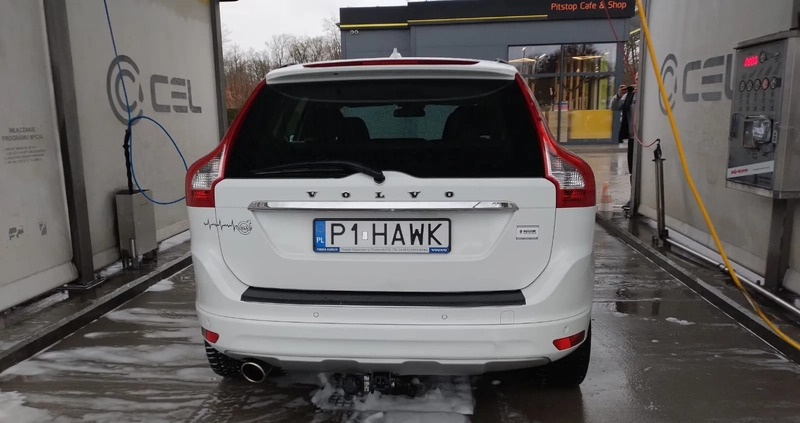Volvo XC 60 cena 85900 przebieg: 105000, rok produkcji 2017 z Poznań małe 46